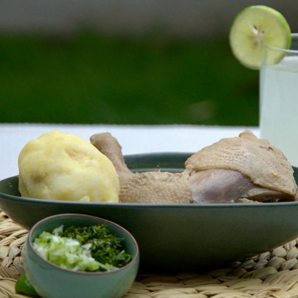 Caldo de Gallina Criolla